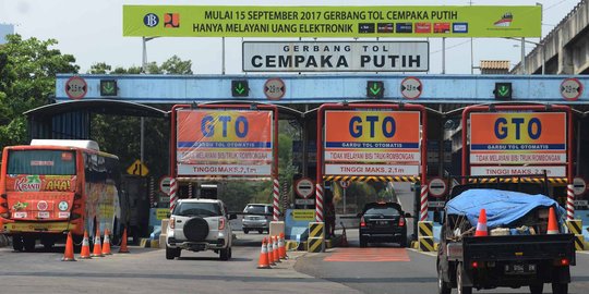 Mulai hari ini, pembelian e-money di gerbang tol gratis biaya kartu