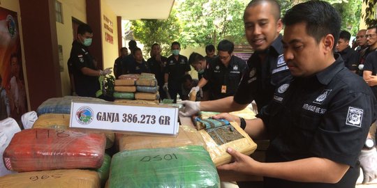 Polisi amankan 300 Kg lebih ganja asal Aceh, satu bandar ditembak mati