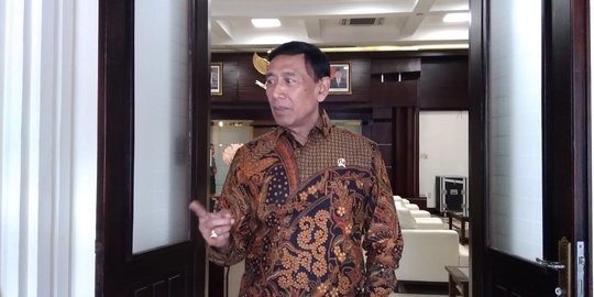 Wiranto: Tak ada WNI dalam 100 anggota ISIS yang diserahkan ke Suriah
