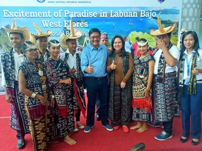 djarot liburan di labuan bajo