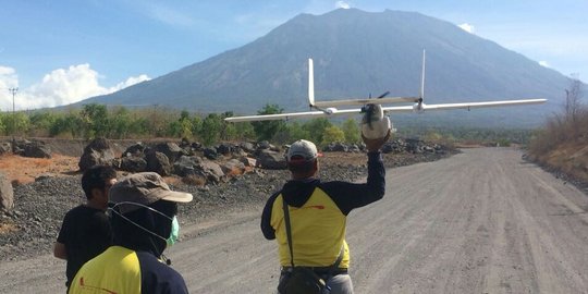 Drone gagal pantau kawah Gunung Agung