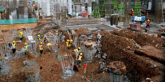 Dari 245 proyek infrastruktur, baru 5 selesai selama 3 