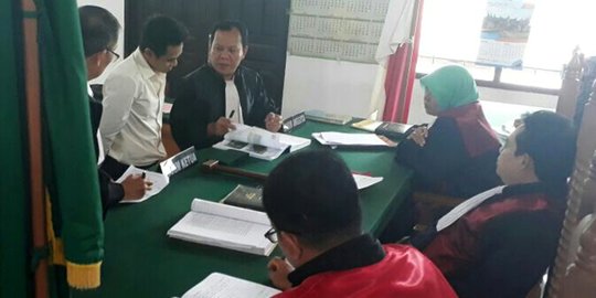 Terdakwa perusak terumbu karang ini ngaku diarahkan penyidik saat di-BAP