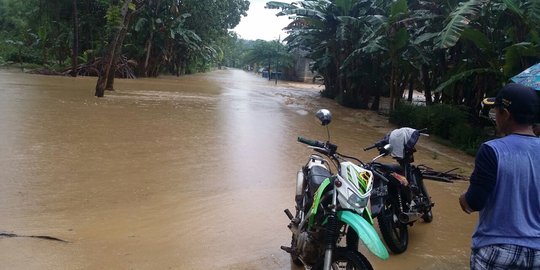 Akibat hujan deras, 120 rumah di Malang terendam