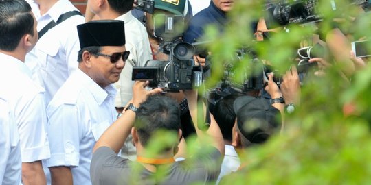 Gurauan Prabowo soal Nokia hingga larangan menghadap Anies-Sandi di hadapan kader
