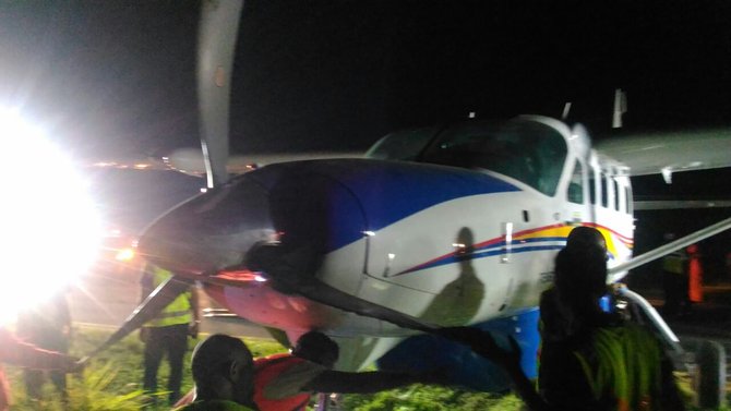 asian one air tergelincir di sentani