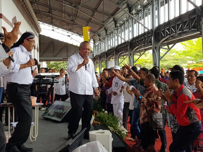 menteri pupr basuki hadimuljono menhub gubernur jateng saat acara diskusi di ambarawa