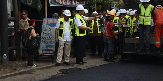 Ketika limbah plastik disulap jadi aspal jalanan