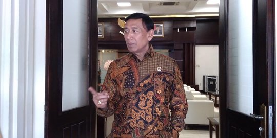 Wiranto sebut kinerja pemerintah tak diukur dari turunnya indeks demokrasi