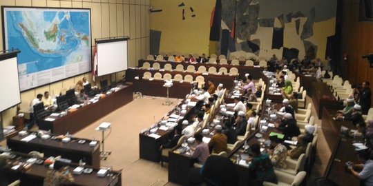 Rapat dengan Komisi II DPR, HTI, FPI, dan Alumni 212 tolak Perppu Ormas