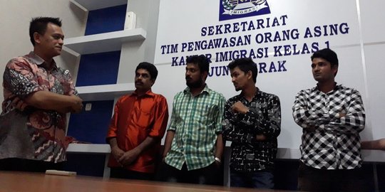 Berdalih beli barang berkualitas, 5 WNA India ditangkap