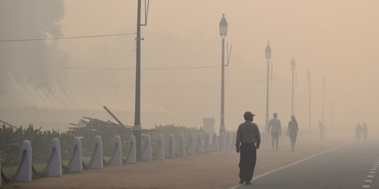 Parahnya polusi udara selimuti India usai Festival Diwali