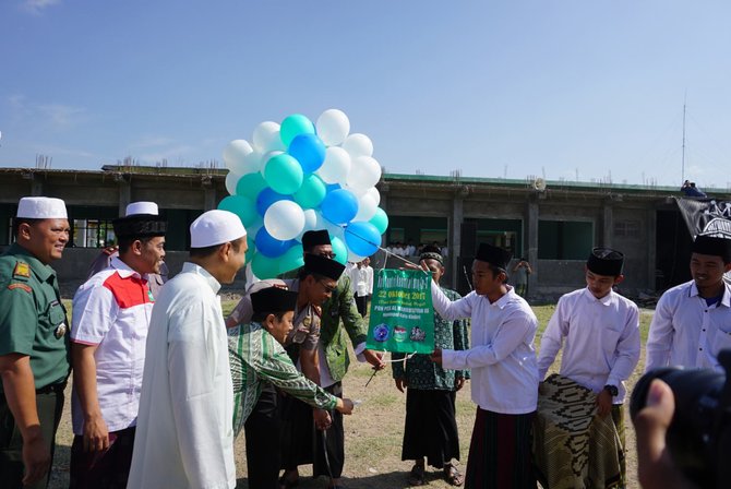 santri pesantren lirboyo kediri