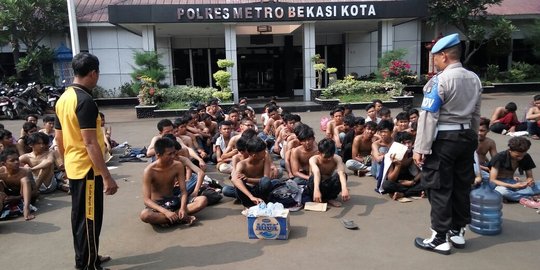 Diduga hendak tawuran, 101 ABG diciduk Polres Bekasi