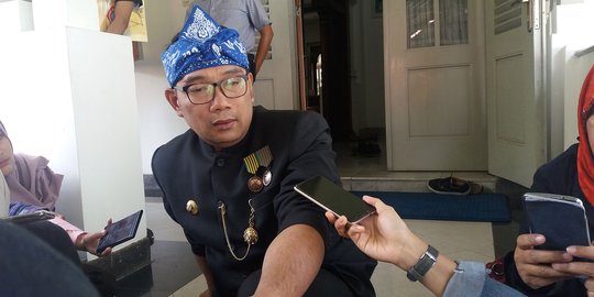 Jika terpilih di Jabar, Kang Emil janji majukan kesejahteraan pesantren