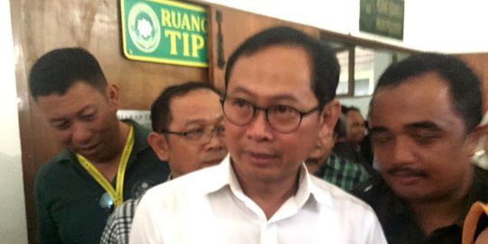 Kasus suap perizinan, eks Kadis Penanaman Modal Bandung divonis setahun bui