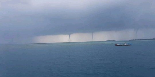 BNPB: 3 Puting beliung muncul bersamaan di perairan Kepulauan Seribu