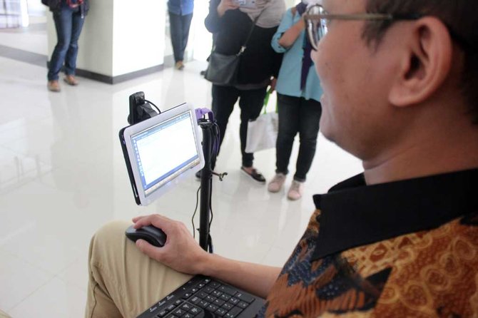 kursi roda pintar untuk difable