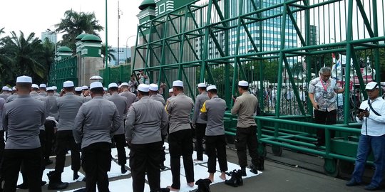 Perppu Ormas disahkan DPR, demonstran kecam pemerintahan Jokowi