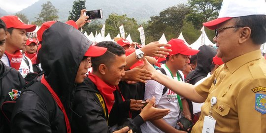 Presiden Jokowi tak bisa hadir, mahasiswa soraki Mendagri