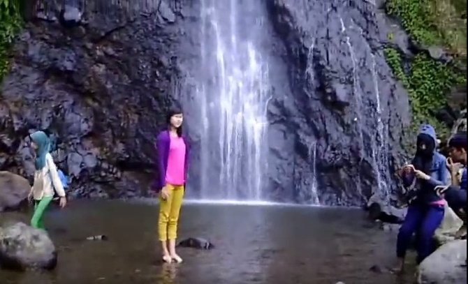 curug cijalu di purwakarta
