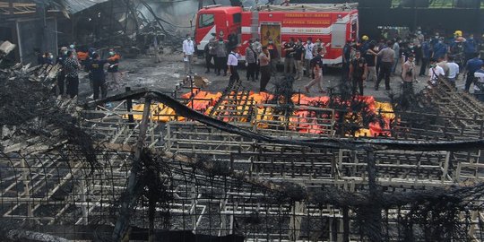 Kembang api pencabut nyawa dari Kosambi