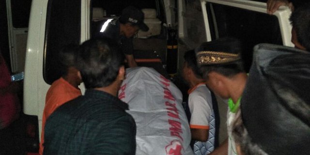 Wisatawan asal Surabaya tenggelam di Pantai Banyu Anjlok Malang
