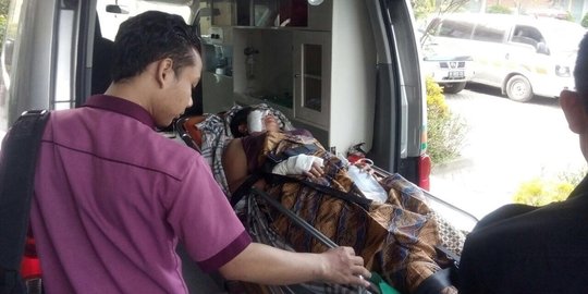 Cerita Uwang pegawai gudang kembang api selamat karena didorong ke kolam