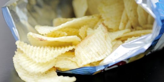 awas, makanan dan minuman ini bikin kamu mimpi buruk di malam hari!