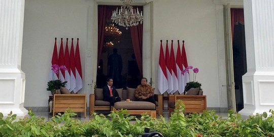 Usai bertemu Jokowi, SBY tinggalkan Istana tanpa berikan pernyataan