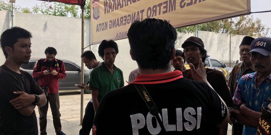 Cari korban gudang meledak, keluarga ngaku dapat petunjuk usai kesurupan