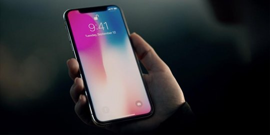 Apple sebut jumlah pre-order iPhone X bikin kewalahan