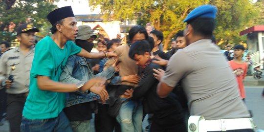 Demo mahasiswa di Makassar ricuh, Kapolsek Rappocini 