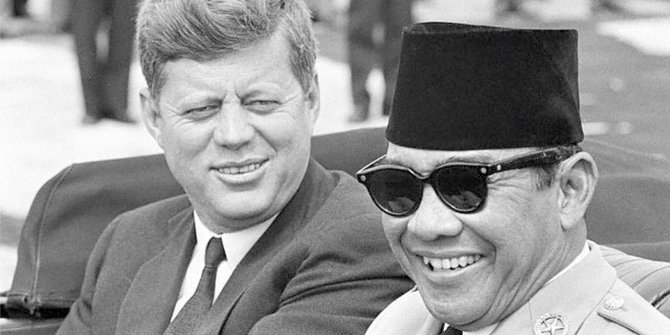 Arsip pembunuhan JFK ungkap CIA ingin habisi nyawa 