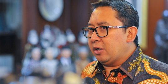 Duga ada kejanggalan, Fadli Zon dukung pembentukan TGPF 