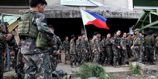 Tentara Filipina tangkap militan Indonesia di Marawi, hendak kabur lewat danau