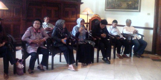 Keluarga Jokowi tunjuk 5 pembawa acara pernikahan Kahiyang-Bobby