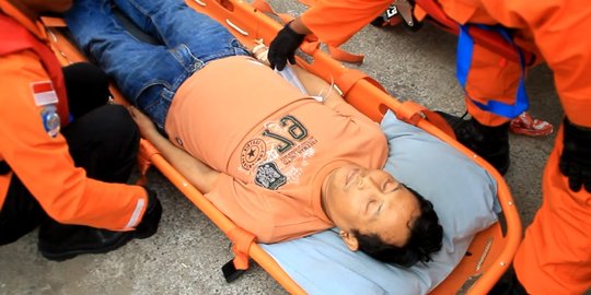 Sedang berlayar menuju Malaysia, ABK Rudolf menderita anemia