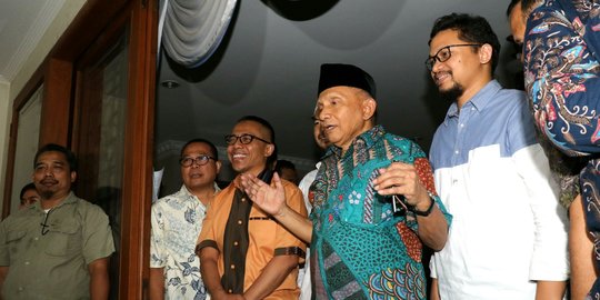 Amien Rais usul bentuk tim tolak reklamasi, lalu temui Jokowi bukan Luhut