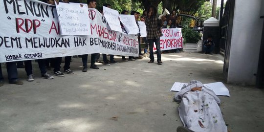 Tolak aksi represif di kampus, puluhan mahasiswa mengadu ke DPRD Sumut