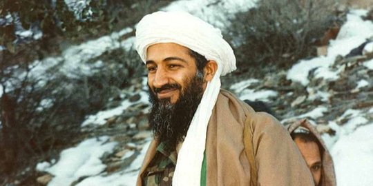 Ayam, game, dan hiasan: ini deretan isi ponsel Osama bin Laden