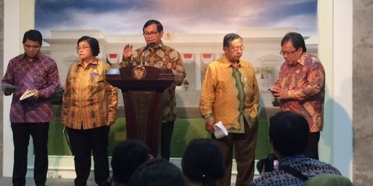 Menko Darmin, Sri Mulyani dan Agus Marto berembuk soal ekonomi RI