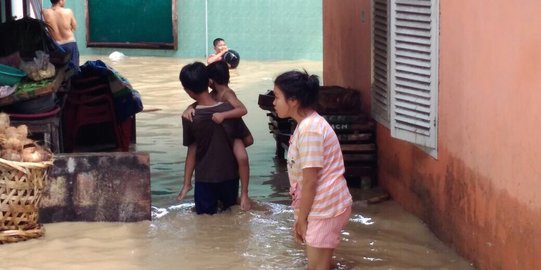 Ratusan rumah di Medan dilanda banjir