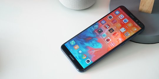 Huawei Nova 2i: smartphone keren dengan 4 kamera!