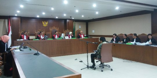 Dituntut 12 tahun kasus proyek jalan, politisi PKB sebut dakwaan Jaksa KPK hoax