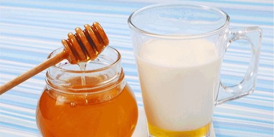 10 Manfaat menakjubkan dari minum segelas susu madu hangat untuk tubuhmu