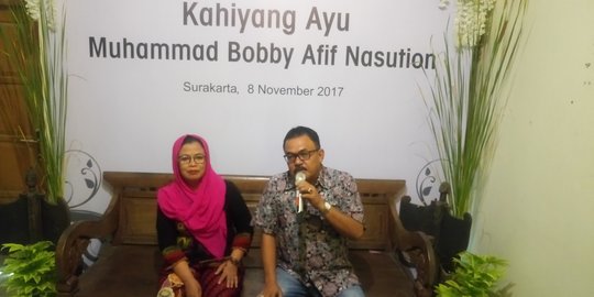 Keluarga Bobby pamitan, ucapkan terima kasih ke warga Solo