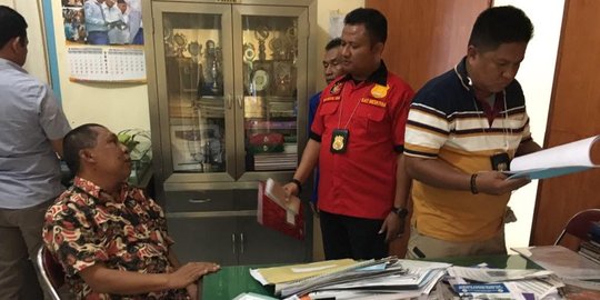 Direktur RSUD Abdul Manan Kisaran diamankan dalam OTT polisi