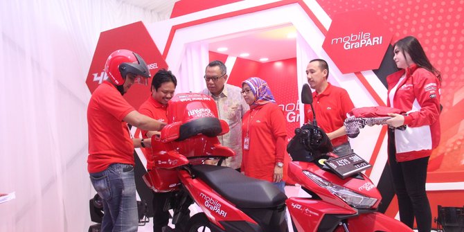 Layani pelanggan di pelosok   , Telkomsel gunakan armada