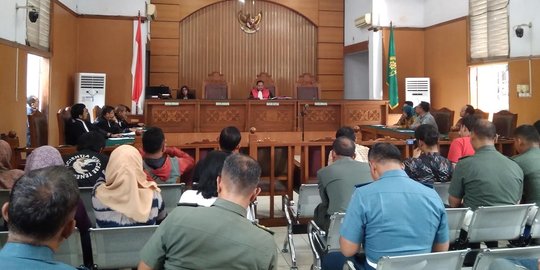Sidang putusan praperadilan tersangka korupsi heli AW 101 dihadiri anggota TNI